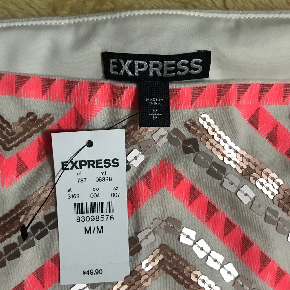 Express skirt - Picture 3 of 3
